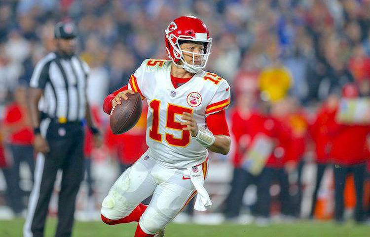 Raiders vs. Chiefs Free NFL Betting Picks for Week 5 (2022)