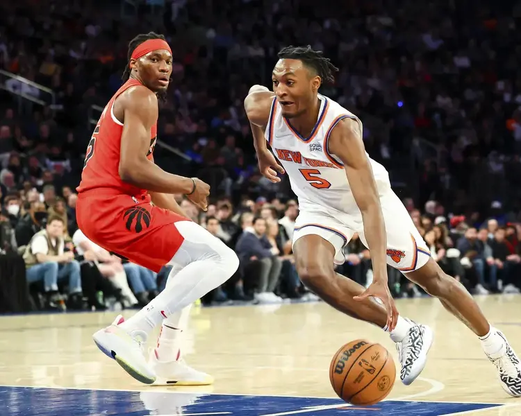 Raptors vs. Knicks picks and odds: Bet on New York to cover a modest spread