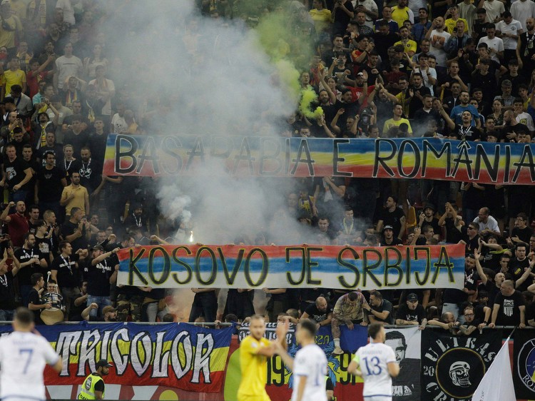 Romanian fans declare ‘Kosovo is Serbia’, halting football match