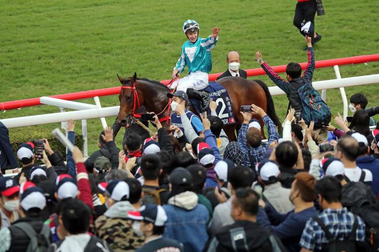 Romantic Warrior Stuns in Hong Kong Cup