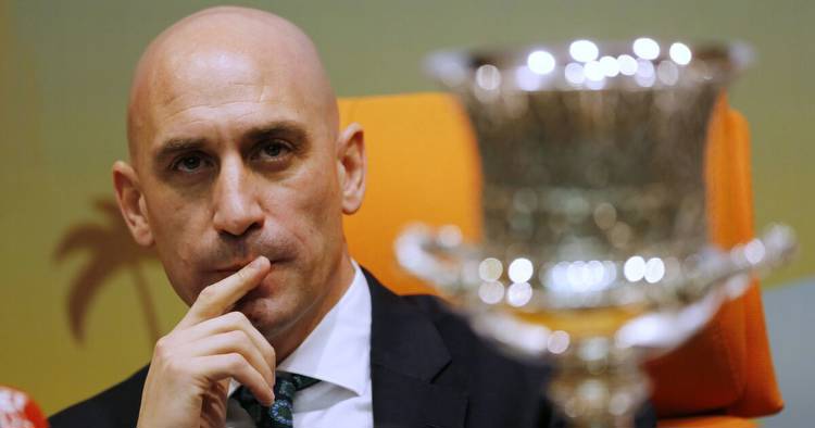 Spanish clubs slam federation president over leaked texts