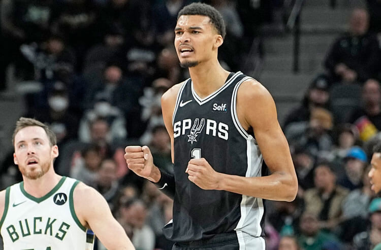 Spurs vs Hawks Picks, Predictions & Odds Tonight