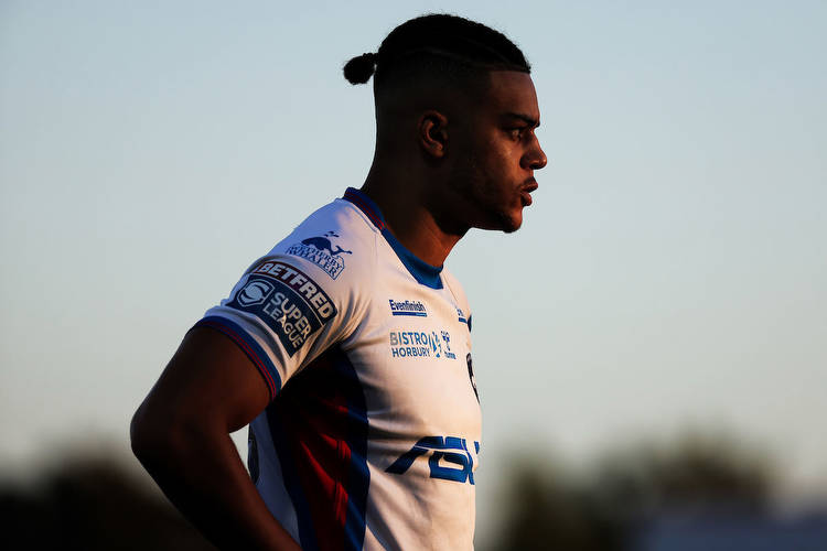 Super League star signs deal with NRL giants
