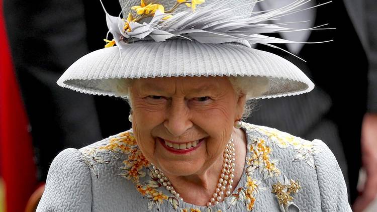 The Queen at Royal Ascot: Bookies reveal odds on what colour hat monarch will wear on day one of racing