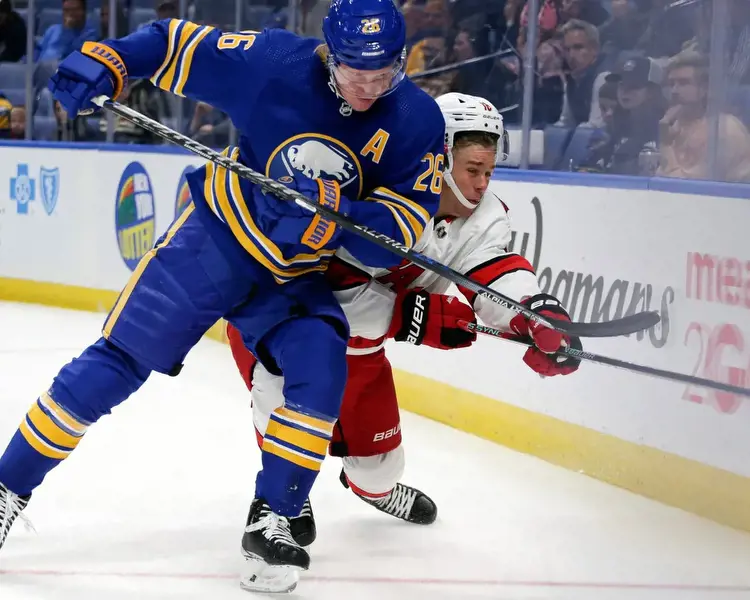 Top NHL picks February 1: Back the Sabres in tough matchup vs. Hurricanes