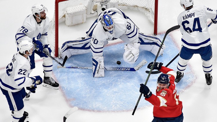 Toronto Maple Leafs face dire odds with NHL teams at 4-197 when trailing 3-0
