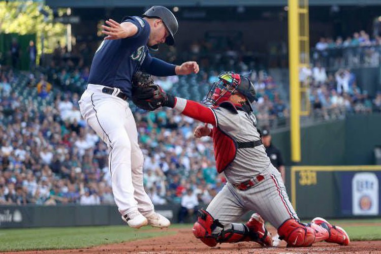 Twins vs. Mariners: Odds, Lines, Picks & Best Bets (7/19/23)