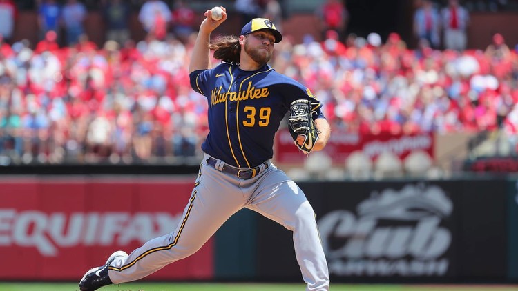 Two trades and a free agent signing the Blue Jays could target from a Brewers rebuild