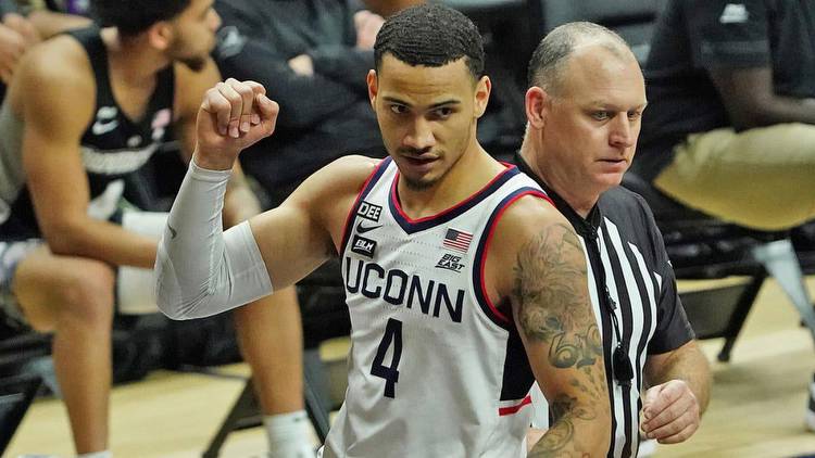 UConn vs. St. John's prediction, odds, line: 2022 college basketball picks, Feb. 13 bets from proven model