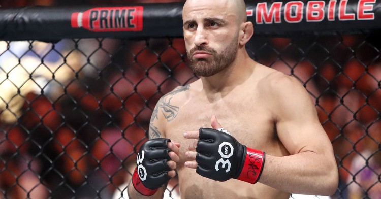 UFC 298 odds: Full list of betting lines for Volkanovski-Topuria main event, full card