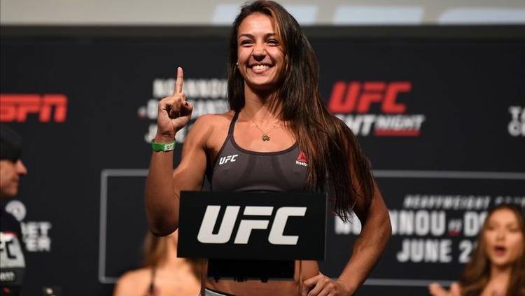 Viviane Araújo vs. Amanda Ribas Prediction, Betting Tips & Odds │5 March, 2023