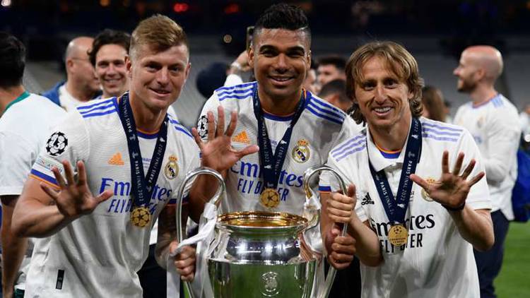 Who is the favourite to win the 2022/23 UEFA Champions League? List of outright odds