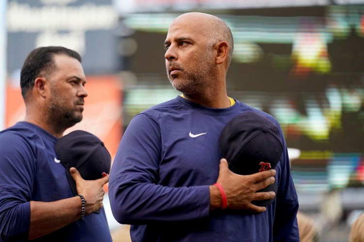 Why one MLB insider would bet Red Sox’s Alex Cora hits free agency