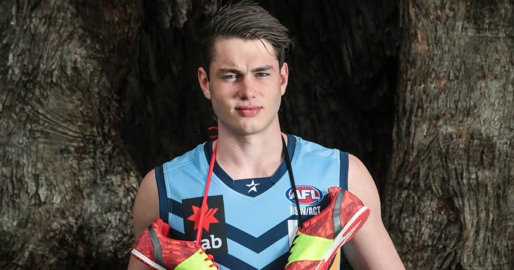 Wollongong teen hopes to get drafted into AFL