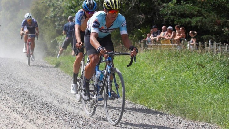 Young riders a Palmy pairing in the professional peloton