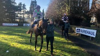 Gaelic Warrior 3-1 for Betfair Hurdle after smooth Clonmel win