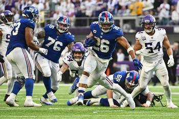 Giants miss chance to clinch playoff berth, still control fate