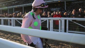 Iconic Festival Moments: Annie Power's final-flight fall
