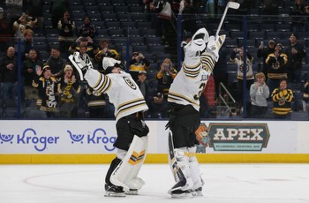 Pittsburgh Penguins at Boston Bruins odds, picks and predictions