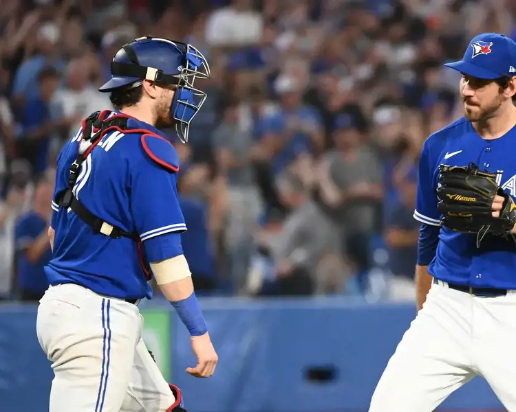 Cubs vs. Blue Jays picks and odds: Back Toronto to close out the sweep in style
