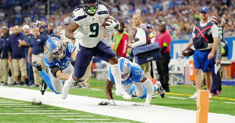 Panthers vs. Seahawks Predictions, Picks & Odds Week 3: Don’t Sleep on Seattle